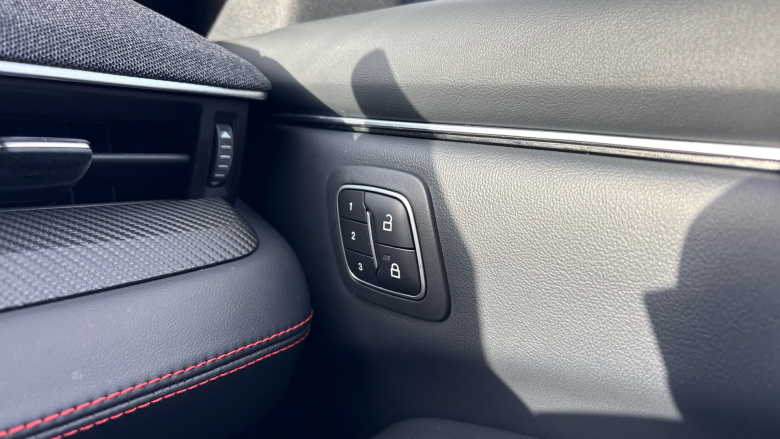 Ford Mustang Mach-E 258kW Extended Range 88kWh AWD 5dr Auto Electric Estate